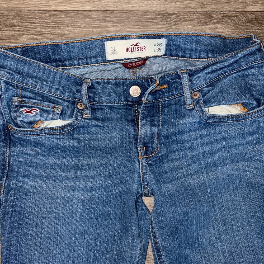 Hollister Women's Classic Blue Skinny Jeans